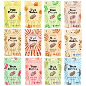 True Dates Probierset – 12 Sorten, 12×100g | Sour Pineapple, Banana Caramel, Sour Cola, Sweet Peach, Peanut Butter, Cookie, Salty Liquorice, Popcorn, Pistachio, Cinnamon Roll, Watermelon, Sour Apple | natürlich aromatisierte Datteln